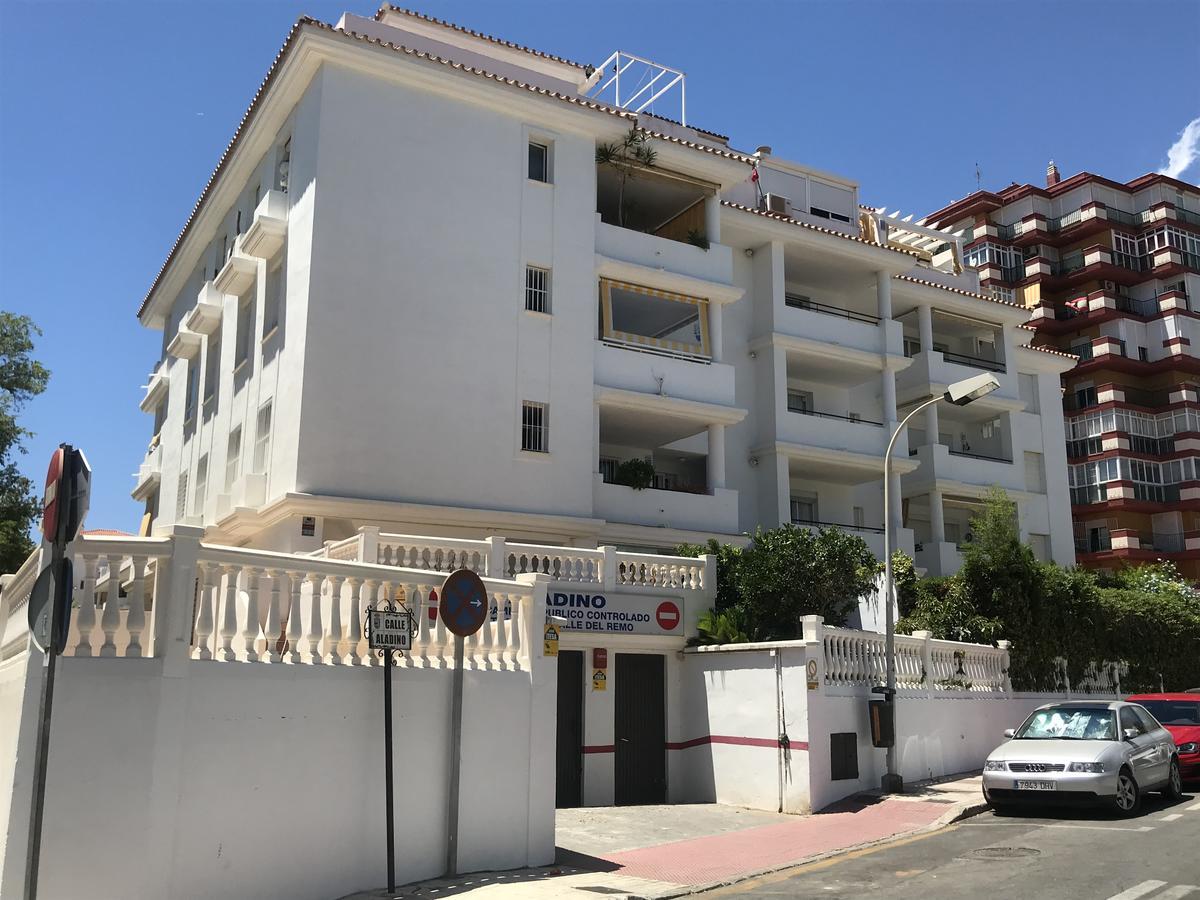 Apartamento Los Nidos Torremolinos Eksteriør billede